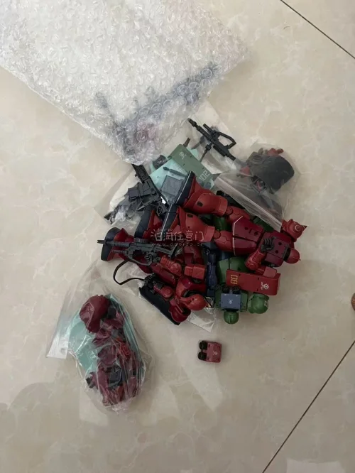 挖煤姬的邮费也太便宜了吧！三个模型邮费一共花了30人民币 而且天线啊什么容易损坏的零件都没断。如果时效能再快点就更好了