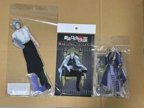 如果你也喜欢《终末的女武神》，来看看我在挖煤姬淘到的哈迪斯亚克力立牌✨
两款不同造型，一款是围裙日常款，一款华丽王座礼服款，印刷清晰，人物线条精致，摆桌面超有气场。很适合终末女武神同好、喜欢收集大尺寸立牌的谷圈人。
挖煤姬商品成色如实描述，包装严实，海淘收谷体验很棒...