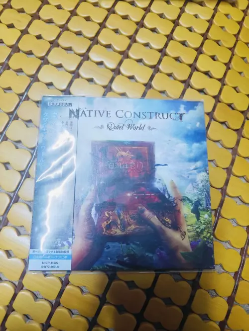 大家好，这是我第n次在挖煤姬平台上面买东西，这次买的是cd，走的是挖煤姬的竹蜻蜓专线，收到的箱子很大很结实，里面的商品摆放都很整齐，外观上没有一点破损，打开后CD也是完好无损，非常开心的一次购物体验，而且挖煤姬每周都有很多福利和无门槛优惠卷发放，这是一个很值得用的一...