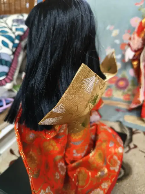 平台中文界面上手简单，浏览选购很方便。仓库打包特别用心，层层气泡膜包裹，很好保护人偶，长途运输没有磕碰。有疑问咨询客服，回复及时贴心。物流轨迹可以随时查看，全程安心。