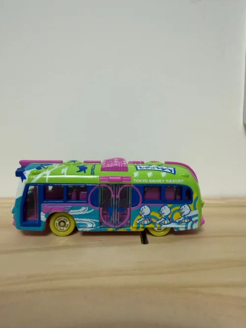 维尼蜜罐车、周年巴士全都有，涂装超好看！
入库核对品相放心，打包稳妥，合箱一站式集齐。
免费仓储慢慢囤货，收藏党狂喜！