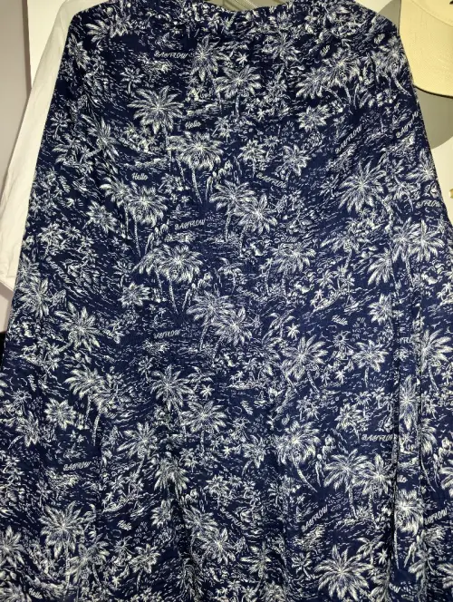 长期日淘用户，挖煤姬APP真的很好用！全中文界面，商品自带一键翻译，日语小白也能轻松逛煤炉、雅虎拍卖。自动出价功能不用熬夜蹲竞拍，省心很多。仓库支持90天免费仓储，可以慢慢攒多单再合单发货，省下一大笔国际运费。每件商品入库都会实拍，中古包、衣服的成色瑕疵拍得清清楚楚...