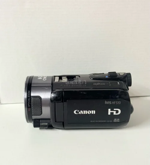 这次在挖煤姬入手奥林巴斯u710、松下tm45、佳能hfs10三台中古设备，整体安全下车，但各有优缺点。奥林巴斯u710是CCD卡片机，色彩浓郁复古，冷调氛围感强，拍风景出彩，人像自带柔和磨皮，缺点要配少见XD卡，老电池耗电快，日版无中文菜单。
松下tm45是家用D...