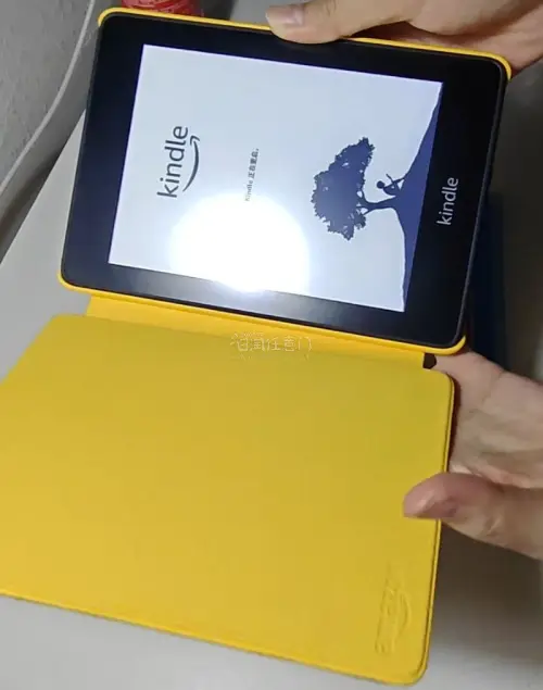 在挖煤姬成功下车一台二手Kindle!赶上有活动的时候入手，价格本身就划算，加上平时签到攒的积分还能抵扣国际运费，别提多香了。机器成色也超出预期——和描述的“95新”完全匹配、屏幕干净无坏点。挖煤姬真的是日淘党的福音平台，服务贴心、操作简单、物流靠谱，想入手Kind...