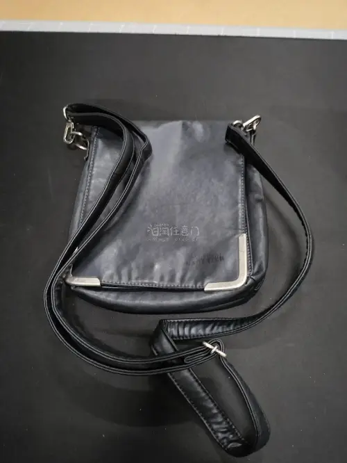 Jean Paul Gaultier高缇耶中古做旧黑斜挎小包|日淘挖到的酷感单品
