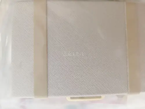这次在挖煤姬海淘入手的化妆箱圆满收货！看中的款式国内不好找，平台操作简单，自带翻译，下单很顺畅。仓库入库提供实拍，瑕疵细节都可以提前看到，心里很踏实。打包特别细心，气泡膜包裹严实，化妆箱这种硬壳物件长途运输完全没有磨损磕碰。物流时效符合预期，信息更新及时，清关顺利。...