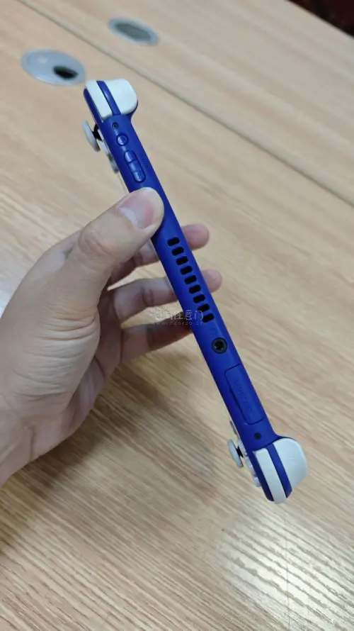 还是走的海运，几台中古机器和卡带。速度不错，运费便宜，缴税后很快就进关了。打开后，包装的很好，所有东西都没有被碰坏。