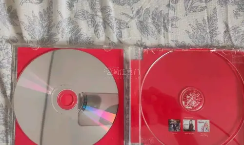 感谢挖煤姬，我又一次淘到了喜欢的偶像的周边！每次淘到新东西都会觉得自己离偶像更近了一步！再次感谢挖煤，希望挖煤还会加大一些优惠力度！