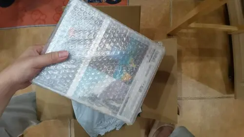 这次日淘收货体验满分，果断给任意门五星好评。全程用竹蜻蜓专线，合单流程简单清晰，仓库打包格外用心，气泡膜裹得很严实，两个游戏全都完好无损，没有压痕划痕，大盒子八角尖尖。物流轨迹实时可查，清关速度超出预期，不用自己操心通关问题。代拍下单响应迅速，价格明细一目了然，没有...