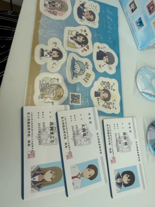 这次在挖煤姬下单入手了心仪漫画和电影小册子，整体购物体验特别好！平台搜索方便，打包防护扎实，物品品相和商品描述基本一致。转运流程清晰，物流信息更新及时，海淘买日漫周边省心又靠谱，喜欢日版漫画的朋友可以放心冲。