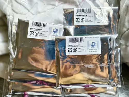 挖到《日常》这款联名亚克力小立牌太开心啦！做工很精致，图案清晰没有划痕，小小一个摆在桌面刚刚好，继续慢慢收集日常周边，感谢挖煤姬顺利收到，收藏+1