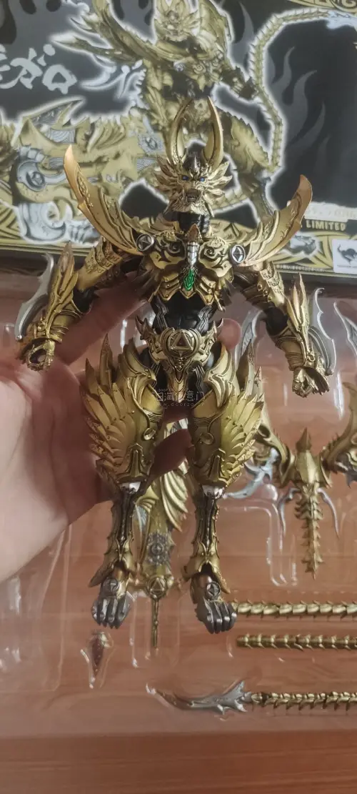 牙狼魔戒可动的光觉兽身，非常帅打包也没有问题，无损到手性价比超高，快递很快，看到箱子压扁以为要盒损，里面打包非常厚一点都没损伤到