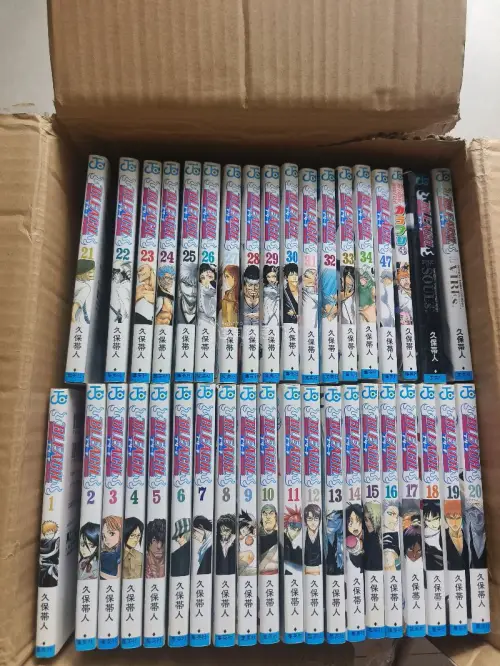 这这个软件上买的日版死神漫画30多本才130加上运费什么的平均下来一本才10块钱差不多比在其他的软件上买便宜多了