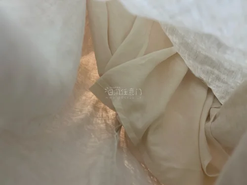 一直依靠挖煤姬任意门进行日淘，访问煤炉商品稳定流畅，整体购物体验安心靠谱，海淘中古非常顺手，是淘日系古着离不开的平台。
