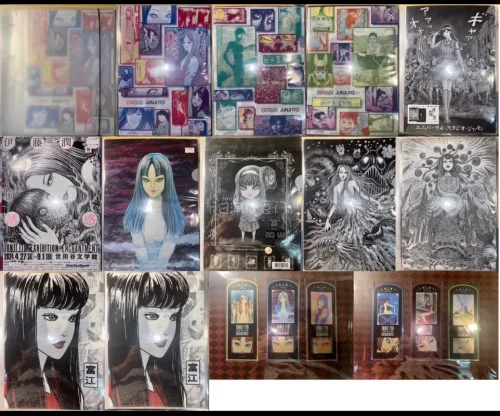 USJ这款富江挂件真的太惊艳了！实物比想象中好看很多，氛围感直接拉满，配套的明信片质感也很棒，画面精致细腻。包装稳妥，品相完好，到手很满意，能收到这个真的很开心，太喜欢富江这个造型了，收藏价值拉满！
