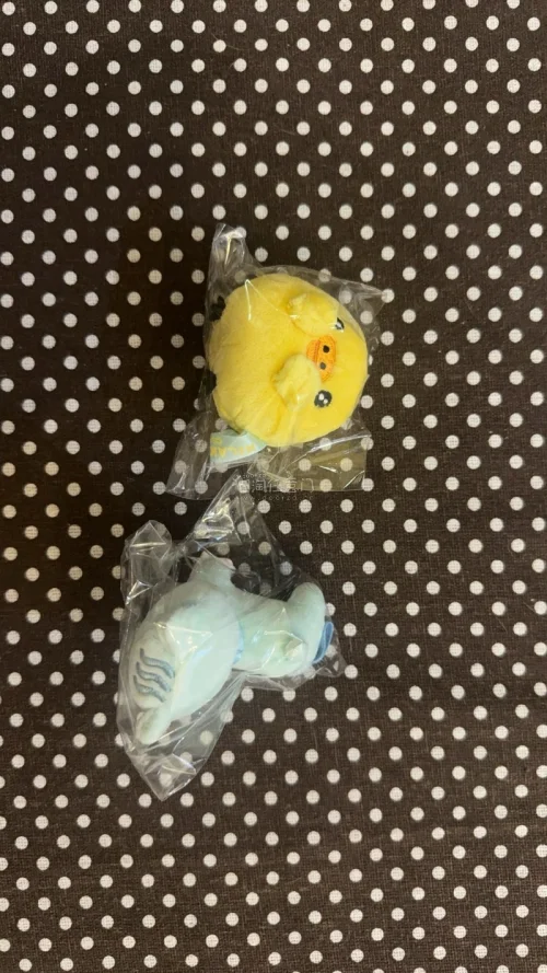 特别可爱的一盘！最喜欢里面的小鸡和熊弟，很可惜是没牌子，但是脸非常甜，拍照也超级出片，天鹅小鸡很优雅，每一只拿出来都萌萌萌！