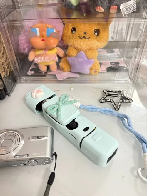 第一次在挖煤姬入手二手CCD，整体流程省心。入库审核、电池航空解禁的进度随时能看，包裹打包扎实。拿到手测试镜头、屏幕、闪光全部正常，出片是喜欢的复古胶片感，价格也很香，靠谱的海淘平台，以后淘相机还来这里！