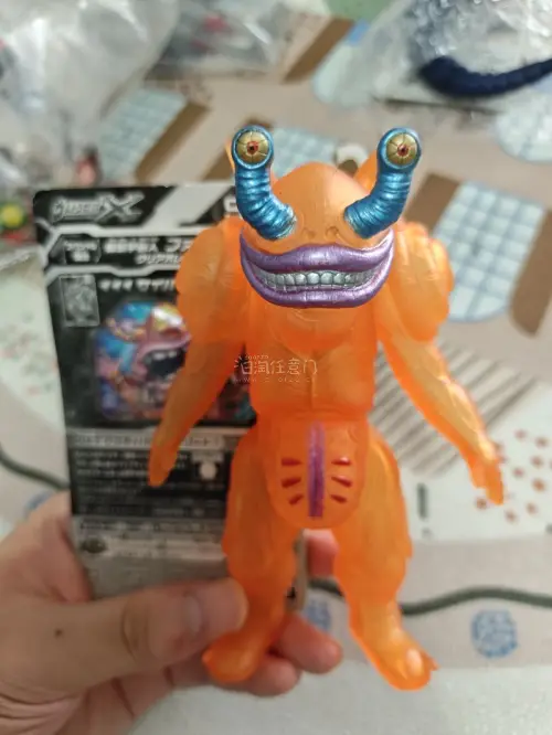 日拍买到了超喜欢的梵顿星人限定软胶
