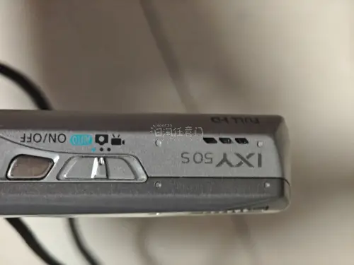十月海淘分享哦
这次是在挖煤姬淘到的佳能50s复古ccd，这款机器造型复古出片也自带颗粒感，出门扫街非常棒
挖煤机自带翻译、筛选、转运一站式功能，操作超省心！商品实拍成色透明，打包稳妥！并且新人注册还有限时优惠，下单到手超划算的