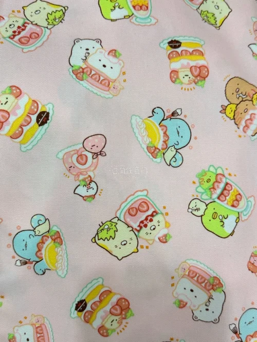这次在挖煤姬淘到了心仪的日系古布，品相完好，实物图案精致好看，和卖家描述一致。平台打包稳妥，物流更新清晰，清关也很顺利。能收到喜欢的三丽鸥布料太开心啦，后续可以用来做包包、书衣等手工，购物体验很棒！