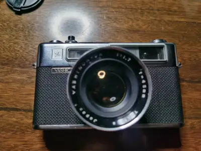 不知不觉已经第9单了，这次走的是船运走了大概30天左右，等待的日子总是漫长的，这次来的是canon，MINOLTA YASHICA等机器，都很好看