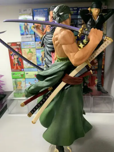 景品中的天花板
这气质稳稳的，肌肉的线条感和衣裤褶皱刻画简直无敌，面雕也很还原，造型更是深得我心，多摆更快乐！