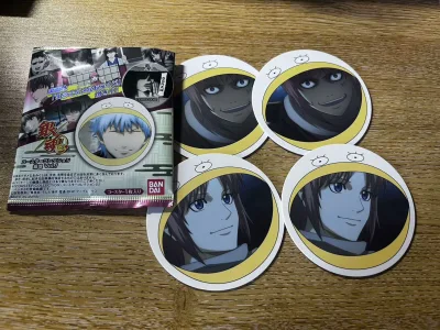 第二次切煤，这次尝试了竹蜻蜓
竹蜻蜓邮费500g以内只要30r，比上次EMS便宜了一大半
终于买到了心心念念的银魂神威吉原立牌（国内真的好难找orz
等以后看见喜欢的后还会继续切的～