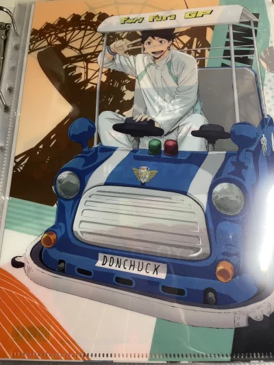 包裹很顺利的收到了，包装的真的好好，到上海物流真的非常快，竹蜻蜓一个礼拜左右就到了，清关居然只用了六分钟，邮费价格也很合理，东西美美的收到了，支持wmj，以后还会买哒，最后贴上我买的东西，真的很好看，状态也都非常好