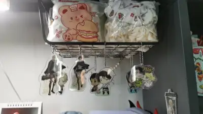 这一单非常顺利！第一次用挖煤姬！体验感还是挺好的！很适合单机吃谷人，竹蜻蜓的物流也挺快的。就是合单合了好久。但是总体的体验感还是很棒！已经把钥匙链安排在各个角落了