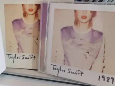 第一次使用！
切了霉霉芭酒日版cd还有疯狂动物城一番赏！
实物超级米而且无暇…谁懂超硬纸箱和超多泡沫袋包裹的安全感！！！